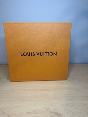 Louis Vuitton Orange Logo Gift Box (EMPTY NO ITEM)